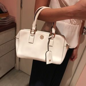 Tory burch purse
